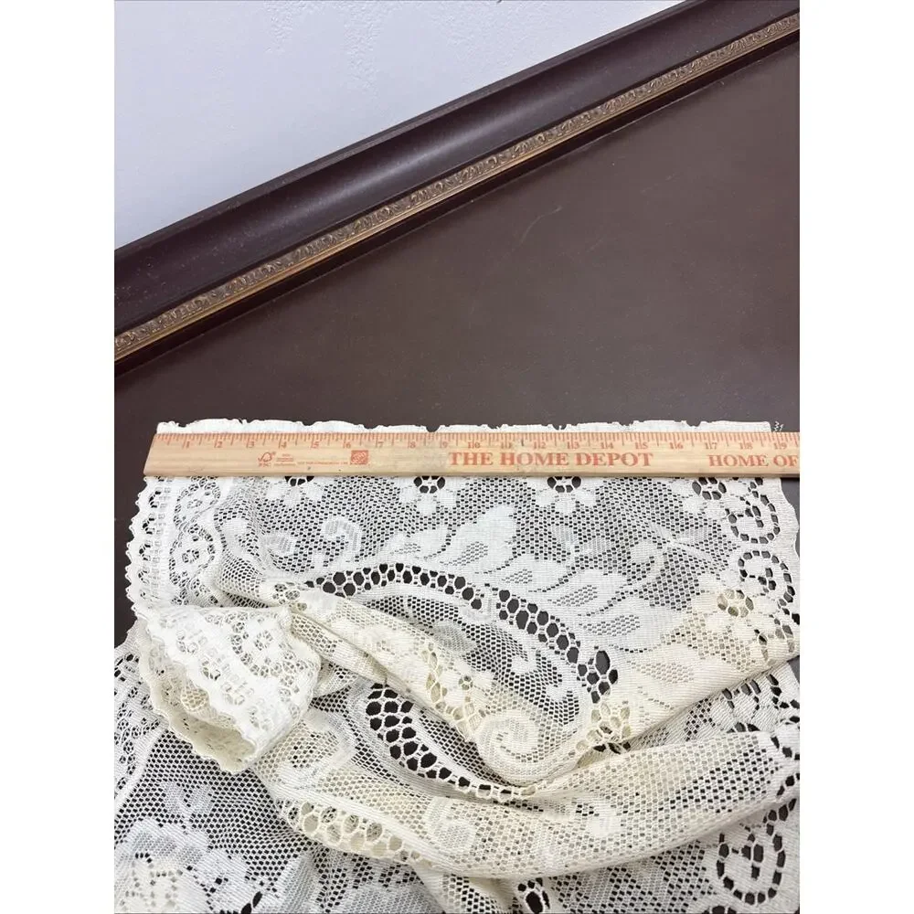 Vintage White Lace Window Valance Curtain Floral Rod Pocket Made in UK 53” x 19”